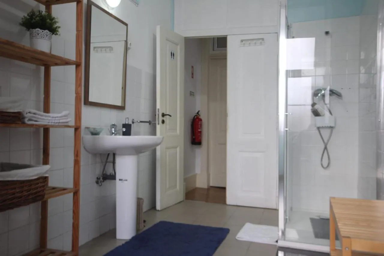 Appartamento Romantic Chiado 7 -Private Small Single Room With No Outside Window Lisbona